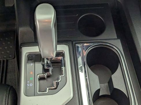 Used 2018 Toyota Tundra Limited w/ Limited Premium Package image 22