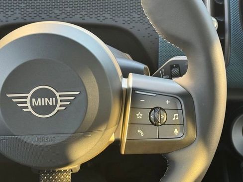 Certified 2025 MINI Cooper Countryman S AWD/4WD image 23
