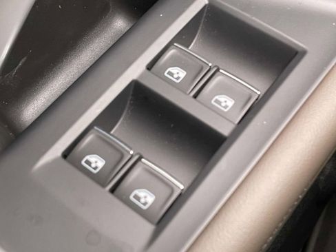 New 2025 Audi Q5 Premium Plus image 37