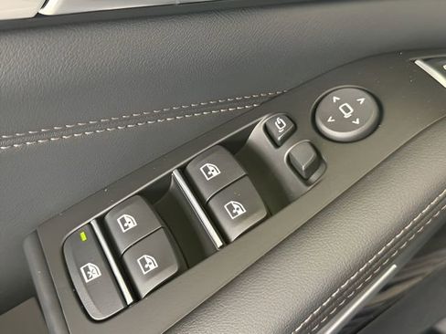 Certified 2026 BMW X7 xDrive40i w/ M Sport Package image 21