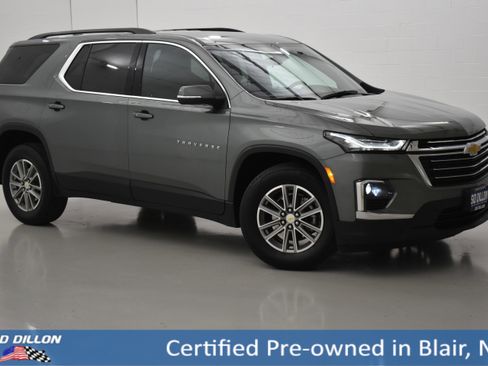 Used 2023 Chevrolet Traverse LT image 12