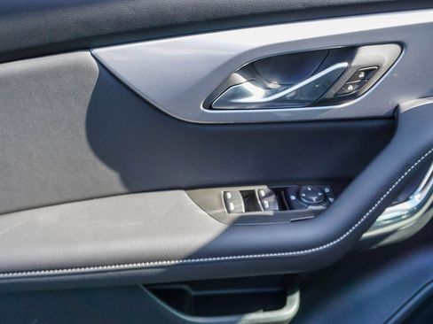 New 2026 Chevrolet Blazer LT image 18