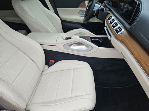 Certified 2026 Mercedes-Benz GLE 350 4MATIC image 6