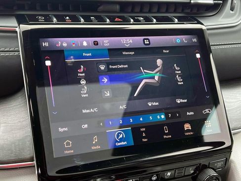 Certified 2023 Jeep Grand Cherokee L Overland w/ Luxury Tech Group IV AWD/4WD image 29