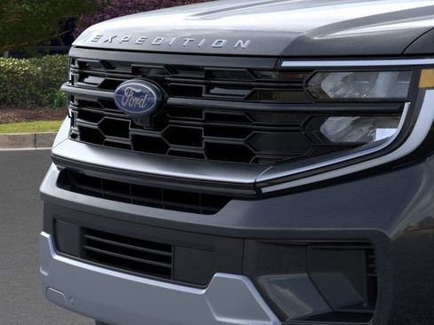 New 2026 Ford Expedition Platinum AWD/4WD image 17
