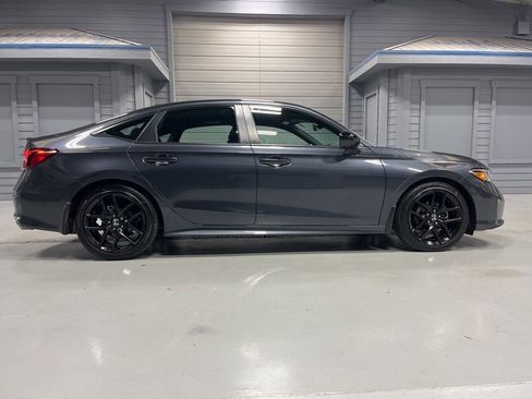 Used 2025 Honda Civic Sport image 8