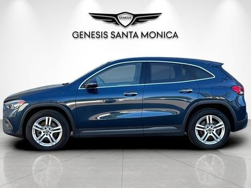 Used 2022 Mercedes-Benz GLA 250 w/ Premium Package Lite image 8