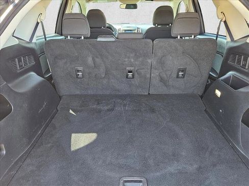 Certified 2019 Ford Edge SE image 4