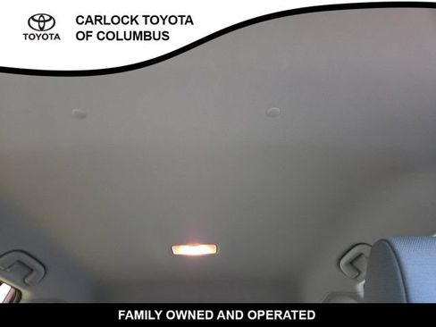 Used 2021 Toyota RAV4 XLE w/ XLE Grade Weather Package AWD/4WD image 14