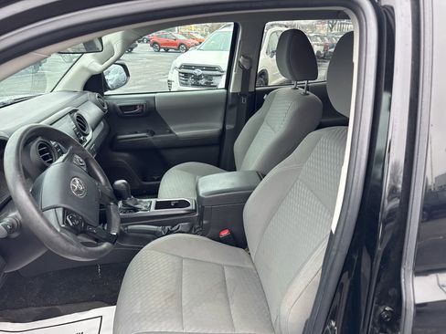 Used 2023 Toyota Tacoma SR image 8