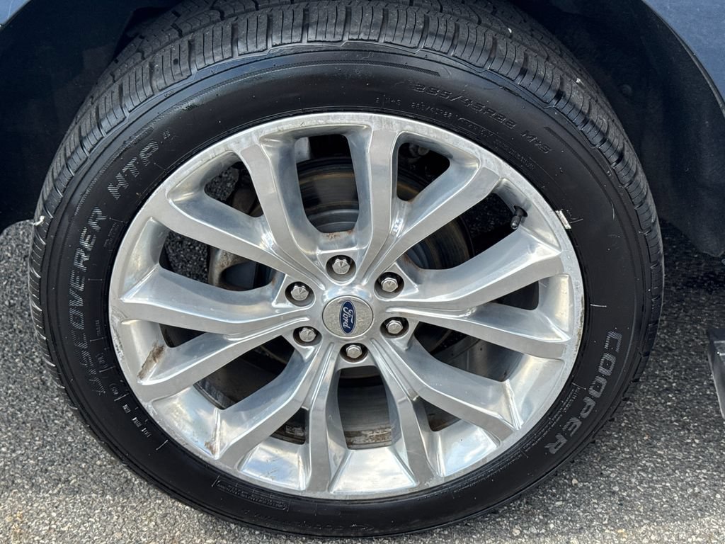 Used 2019 Ford Expedition Platinum AWD/4WD image 18