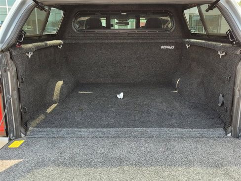 Certified 2024 GMC Canyon AT4X image 9