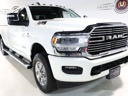 Used 2024 RAM 3500 Laramie image 31