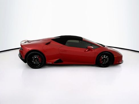 Used 2022 Lamborghini Huracan EVO RWD image 36