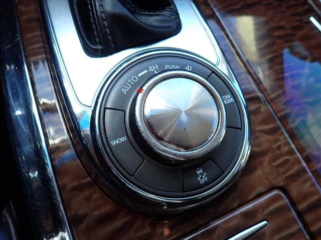 Used 2017 Nissan Armada SL AWD/4WD image 20