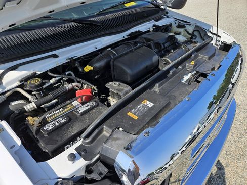 Used 2021 Ford E-350 and Econoline 350 Super Duty w/ Power Windows & Locks Group RWD image 34