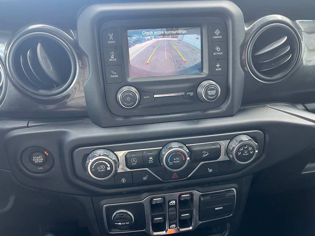 Used 2019 Jeep Wrangler Unlimited Sport AWD/4WD image 14
