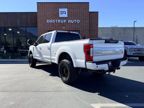 Used 2019 Ford F350 Platinum AWD/4WD image 5