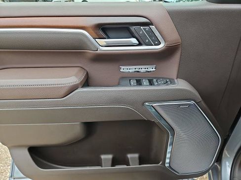 Certified 2025 GMC Sierra 1500 Denali AWD/4WD image 23