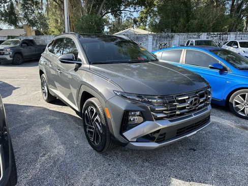 Used 2026 Hyundai Tucson Limited AWD/4WD image 1