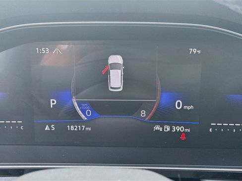 Used 2025 Volkswagen Jetta SE FWD image 11
