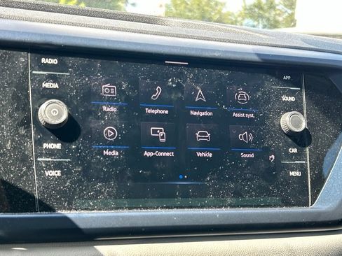 Used 2022 Volkswagen Taos SE AWD/4WD image 33