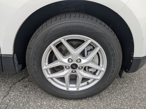 Used 2023 Ford Edge SEL image 11