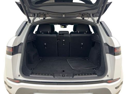 Certified 2023 Land Rover Range Rover Evoque R-Dynamic SE AWD/4WD image 18