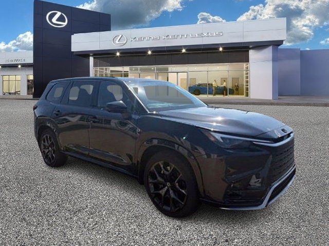 Used 2026 Lexus TX 500h AWD w/ Technology Package image 1
