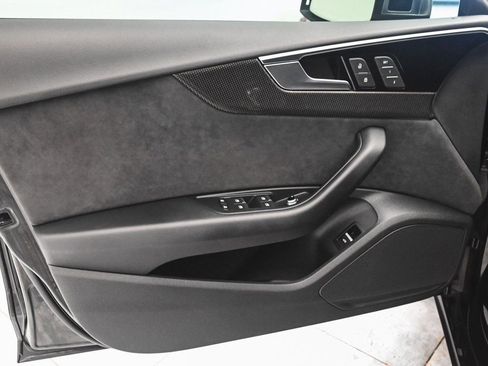 Used 2024 Audi S5 Premium w/ Convenience Package image 8