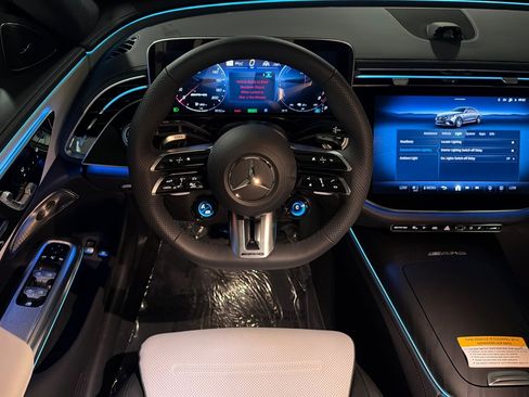 New 2026 Mercedes-Benz E 53 AMG e 4MATIC Sedan image 13