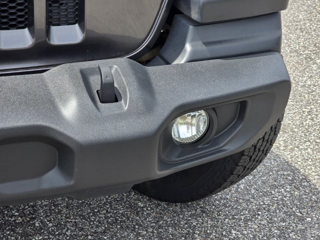 Used 2018 Jeep Wrangler Unlimited Sport S AWD/4WD image 23