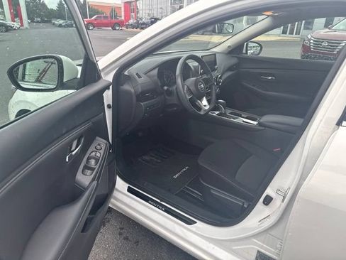 Certified 2023 Nissan Sentra SV w/ All-Weather Package FWD image 13