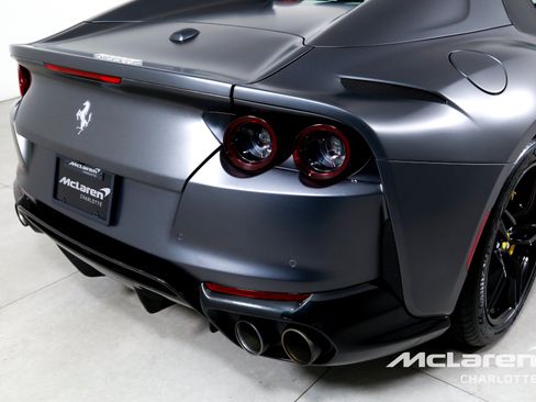Used 2021 Ferrari 812 GTS RWD image 32