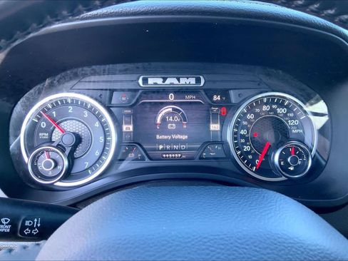 Used 2022 RAM 1500 Laramie AWD/4WD image 26