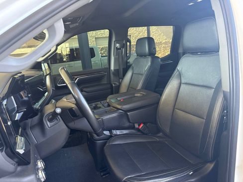 Used 2024 GMC Sierra 1500 Elevation w/ X31 Off-Road Package AWD/4WD image 10