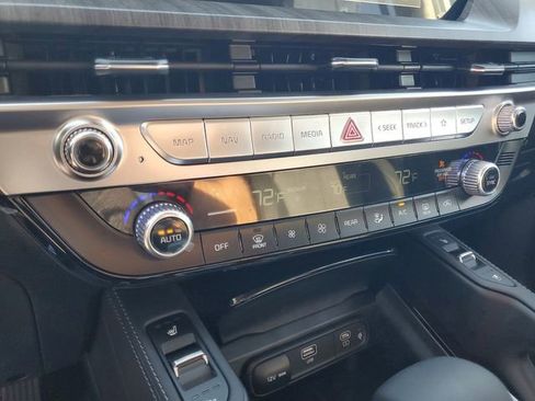 New 2025 Kia Telluride EX image 19