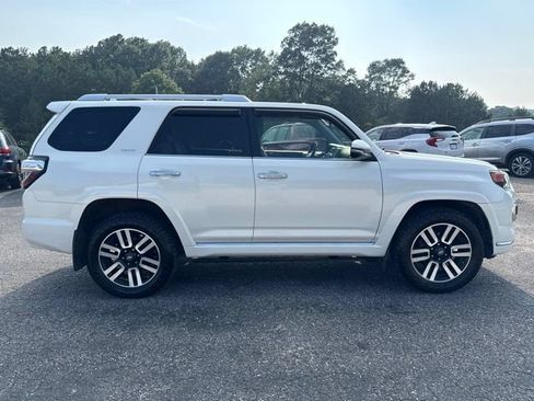 Used 2014 Toyota 4Runner Limited AWD/4WD image 4