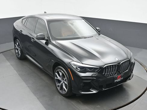 Used 2023 BMW X6 xDrive40i AWD/4WD image 34