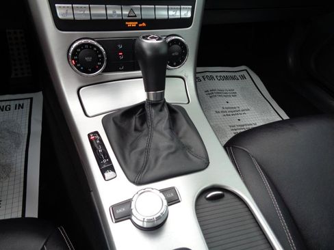 Used 2013 Mercedes-Benz SLK 250 w/ Premium I Pkg image 16