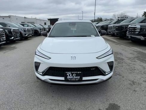 New 2026 Buick Envista Sport Touring w/ Convenience II Package image 3