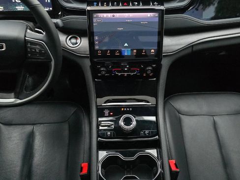 Used 2022 Jeep Grand Cherokee Limited 4xe AWD/4WD image 9