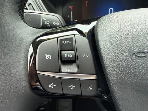 Used 2024 Ford Escape Active w/ Cold Weather Package FWD image 15