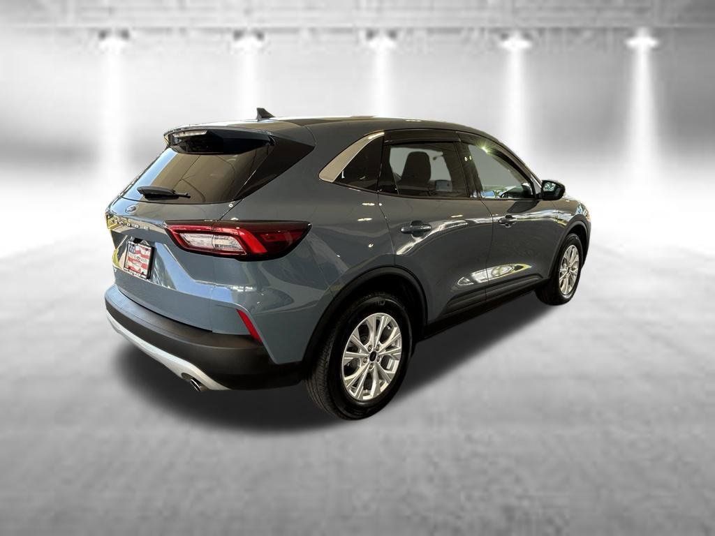 Certified 2023 Ford Escape Active FWD image 4
