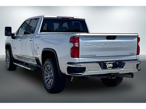 Used 2020 Chevrolet Silverado 3500 LTZ w/ Safety Package AWD/4WD image 4
