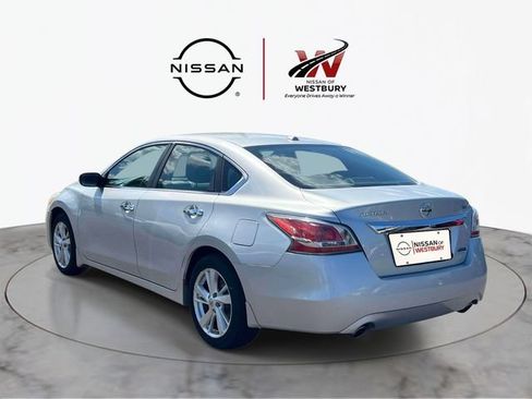 Used 2014 Nissan Altima 2.5 SV FWD image 4