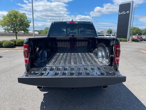 Used 2021 RAM 1500 Laramie AWD/4WD image 7