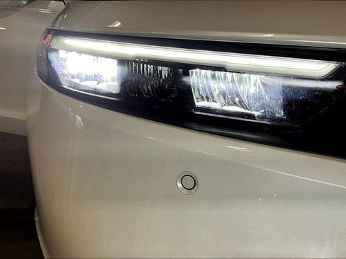 Certified 2023 Honda Accord Touring image 32