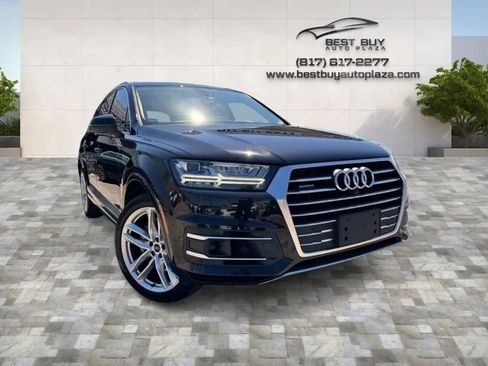 Used 2017 Audi Q7 3.0T Prestige AWD/4WD image 1