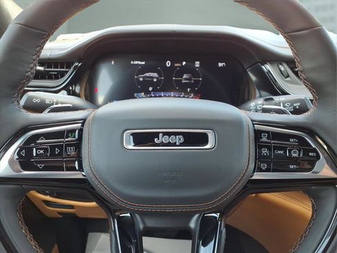 New 2026 Jeep Grand Cherokee Summit w/ Obsidian Package AWD/4WD image 22